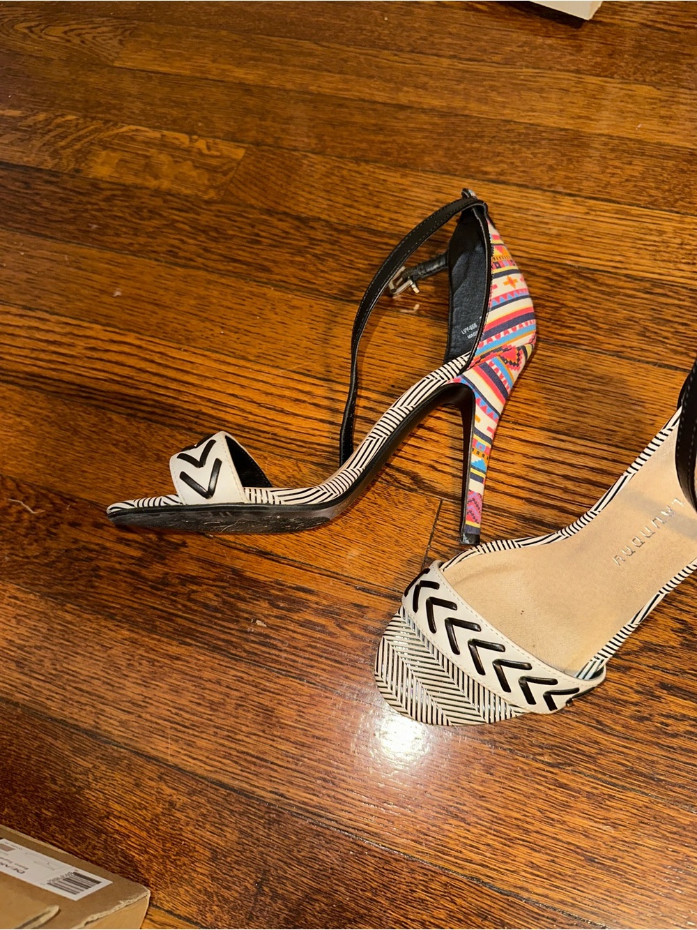Vintage Women's Steve Madden Multicolor Patterned Ankle-Strap High Heel Sandals